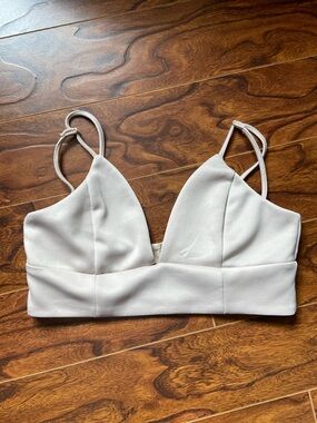 Revamped Everyday V-Neck Bralette in taupe size Xl